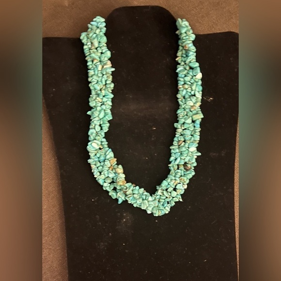 Vintage Turquoise Necklace - Picture 2 of 2